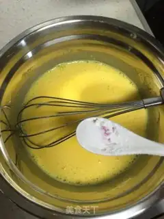 Make A twilight cake for the eggs step 6