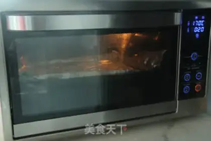 Make The lava cake step 10