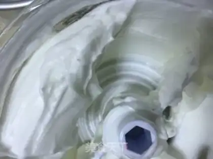 Make A twilight cake for the eggs step 14