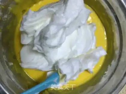 Make A twilight cake for the eggs step 15