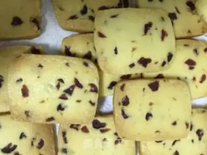 Make Cranberry cookies step 15
