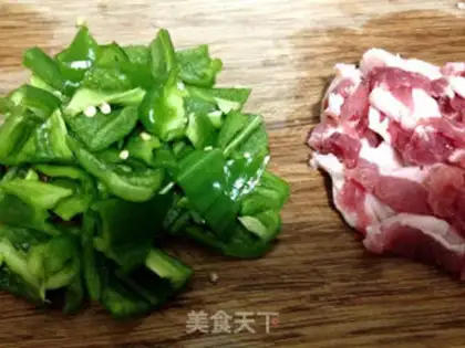 Make Pyramids and pops step 0