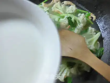 Make The celery opens the bouquet step 6