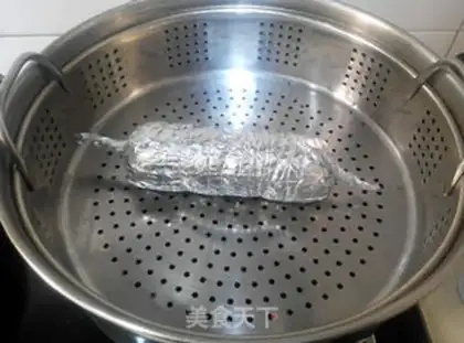 Make Steam chicken leg rolls step 5