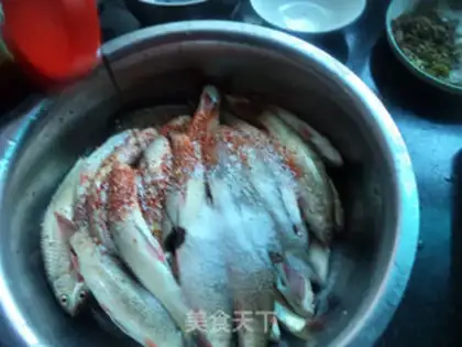 Make A yellow fish step 3