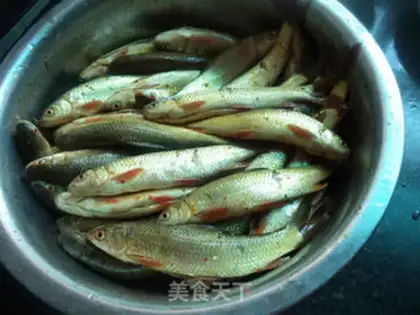 Make A yellow fish step 5