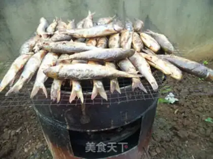 Make A yellow fish step 10