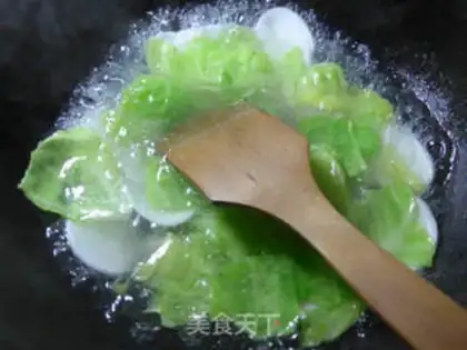 Make Round cabbage pastry step 3