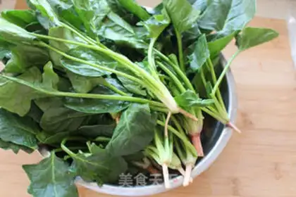 Make Leather spinach tower step 0