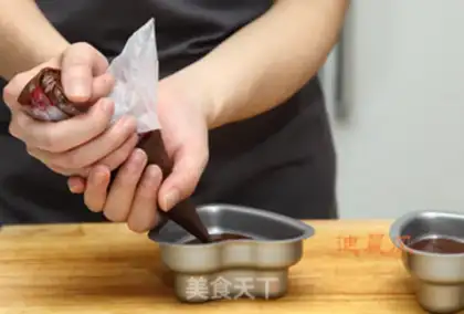 Make Chocolate cake step 5