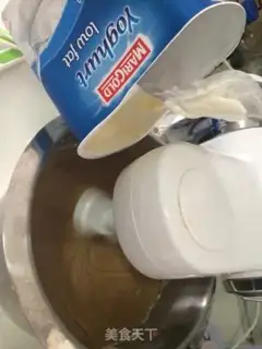 Make Flip banana cranberry cake step 7