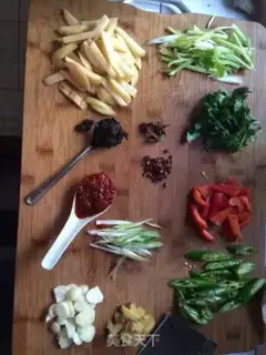 Make Spicy dry rabbit step 2