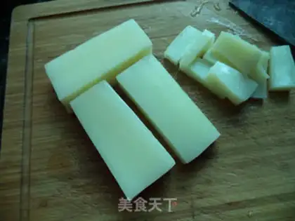 Make Bean petals and tofu step 0