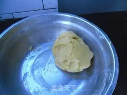 Make Egg yolk corn nest step 2