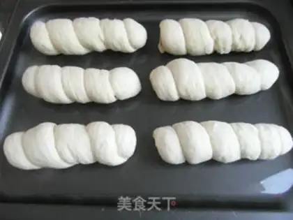 Make Intestine bread step 6