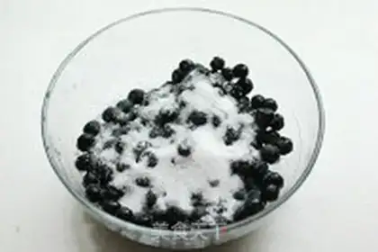 Make Gradual blueberry cheesecake step 0