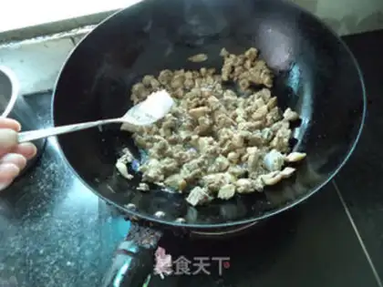 Make Sour cucumber fried duck step 3