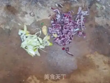 Make Red-burned pony fish step 1