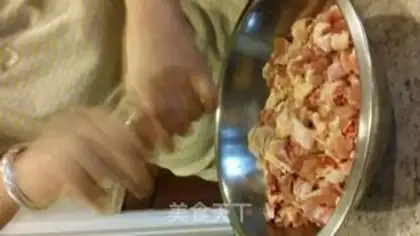 Make Spicy chicken step 1