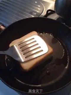 Make Breakfast avocado sandwiches step 7