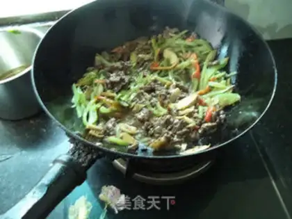 Make Garlic beef silk step 13