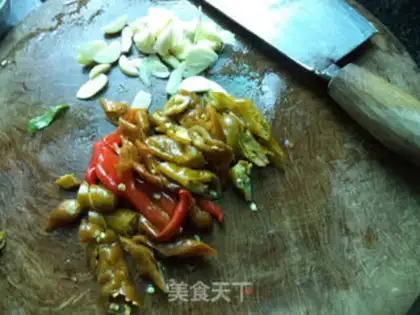 Make Spicy garlic step 1