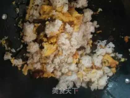 Make Egg fried rice step 5