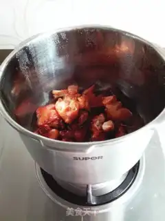 Make Red burning pig hoof step 11