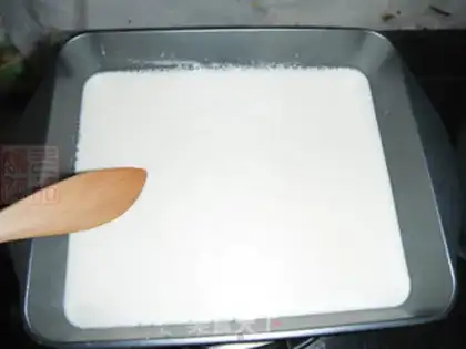 Make Cranberry milk pudding step 2