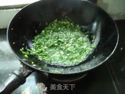 Make Onion fried eggs step 3