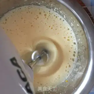 Make Coco cream fruit cake step 3