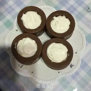 Make Coco cream fruit cake step 7