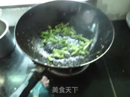 Make Dry pepper powdered meat step 7