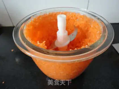 Make Carrot meat buns step 2