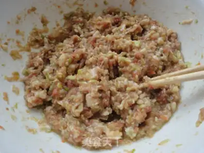 Make Carrot meat buns step 5