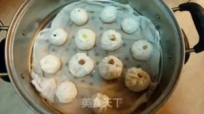 Make Little meatball buns step 2