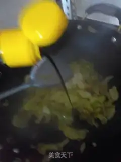 Make A hand tore step 4