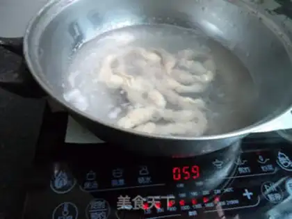 Make Ink fish steam intestines step 3