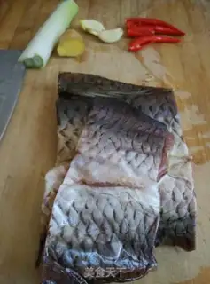 Make The salted fish step 0