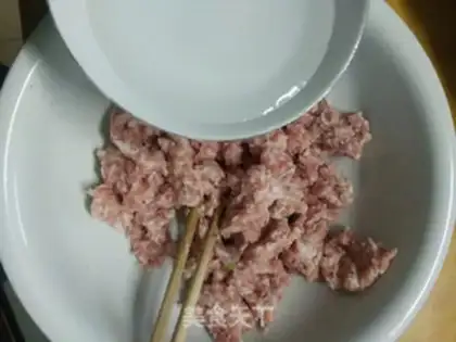 Make Celery pork dumplings step 5