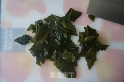 Make Fishball seaweed soup step 6
