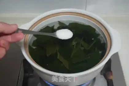 Make Fishball seaweed soup step 7