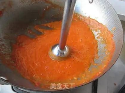 Make Chicago pie pizza step 1