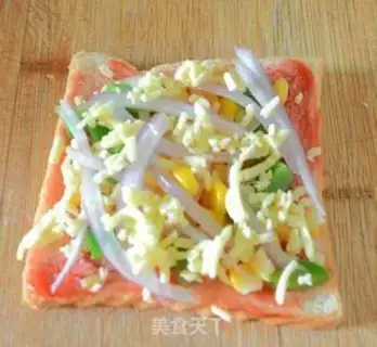 Make A little pizza from the pasta step 6