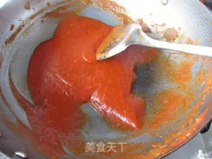 Make Chicago pie pizza step 2