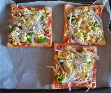 Make A little pizza from the pasta step 7