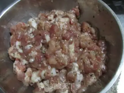 Make Chicago pie pizza step 4