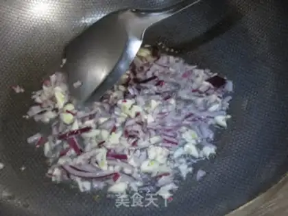Make Chicago pie pizza step 5