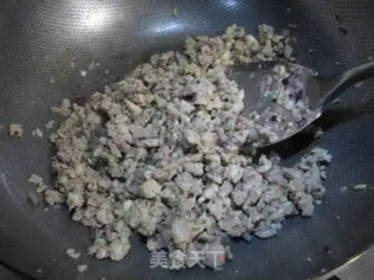 Make Chicago pie pizza step 6