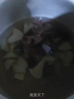 Make Shrimp tomato toast pizza step 2